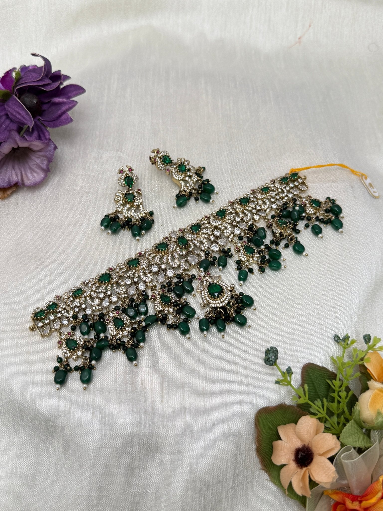 Luxurious Victorian Choker Necklace 1098 - 6 Color Options - Mahilas