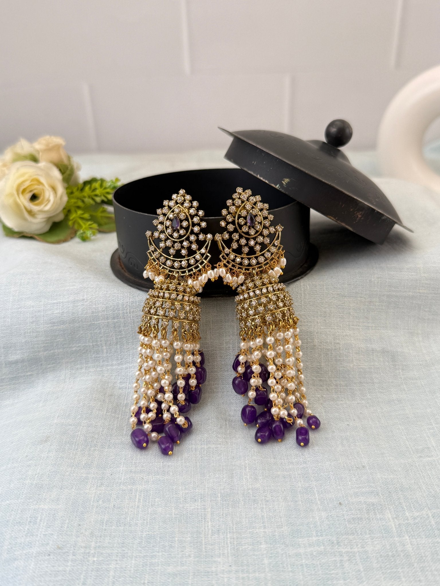 Luxurious Victorian Jhumka Earrings 0266 - Mahilas