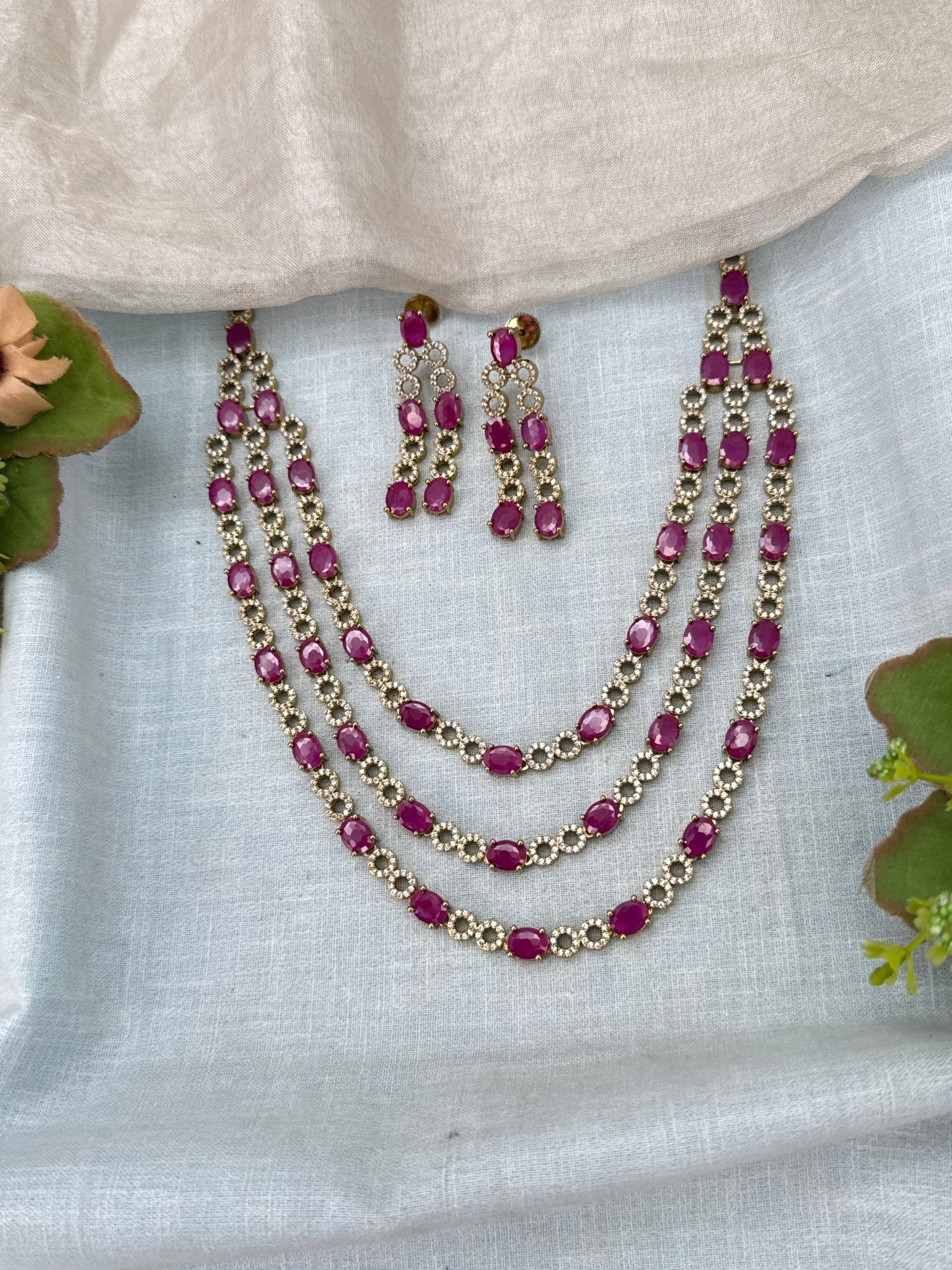 Luxurious Victorian Layer Short Necklace Set 696 - Mahilas