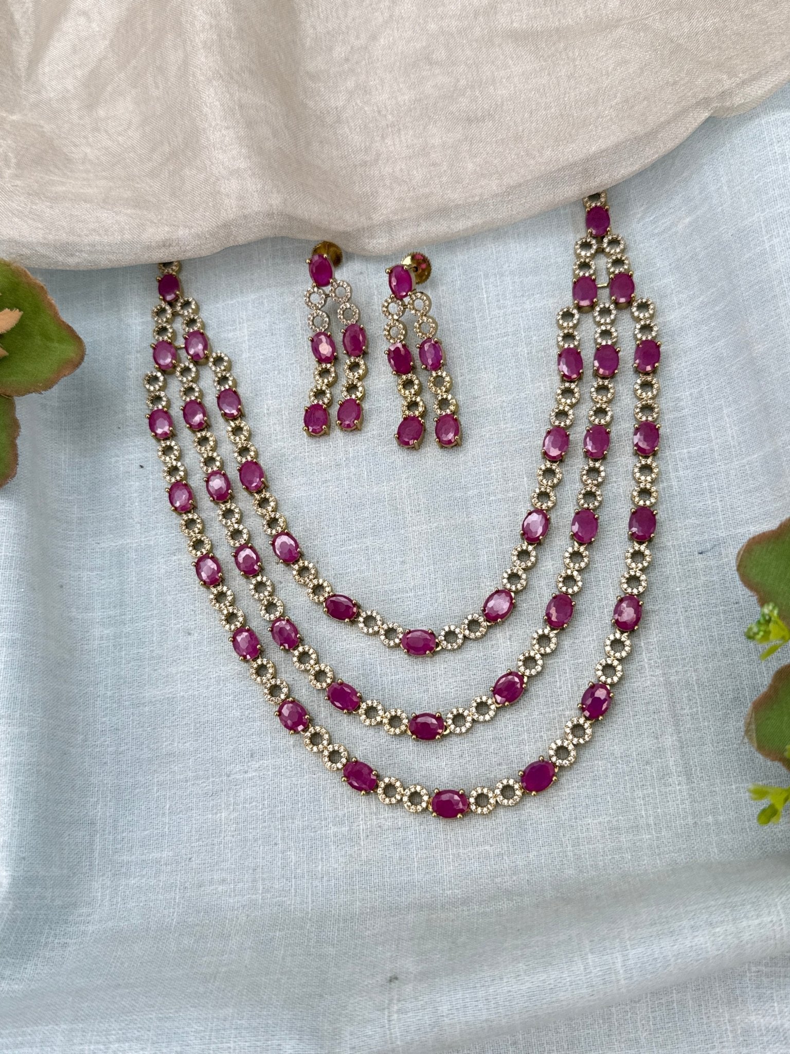Luxurious Victorian Layer Short Necklace Set 696 - Mahilas