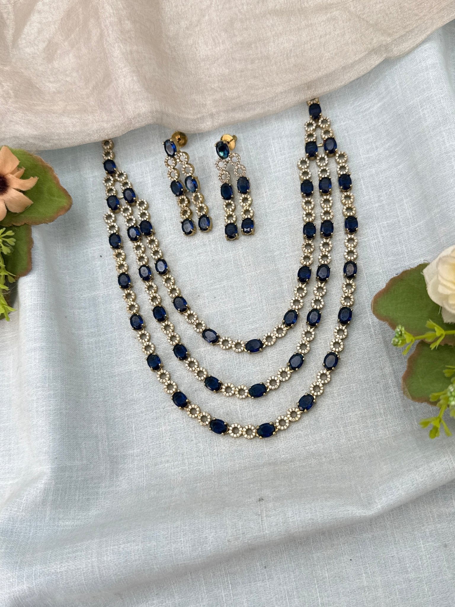 Luxurious Victorian Layer Short Necklace Set 699 - Mahilas