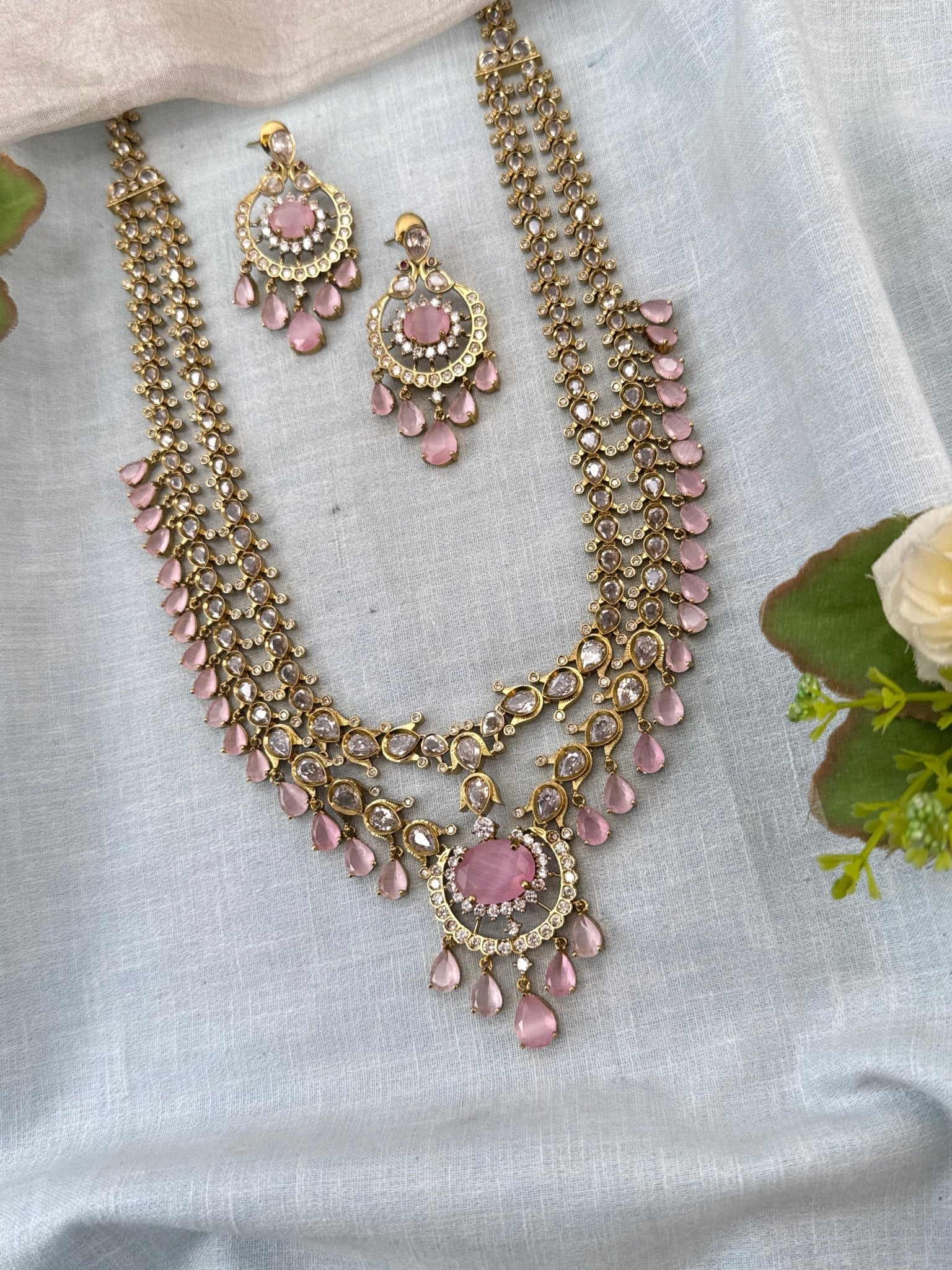 Luxurious Victorian Mid Long Necklace Set 718 - Mahilas