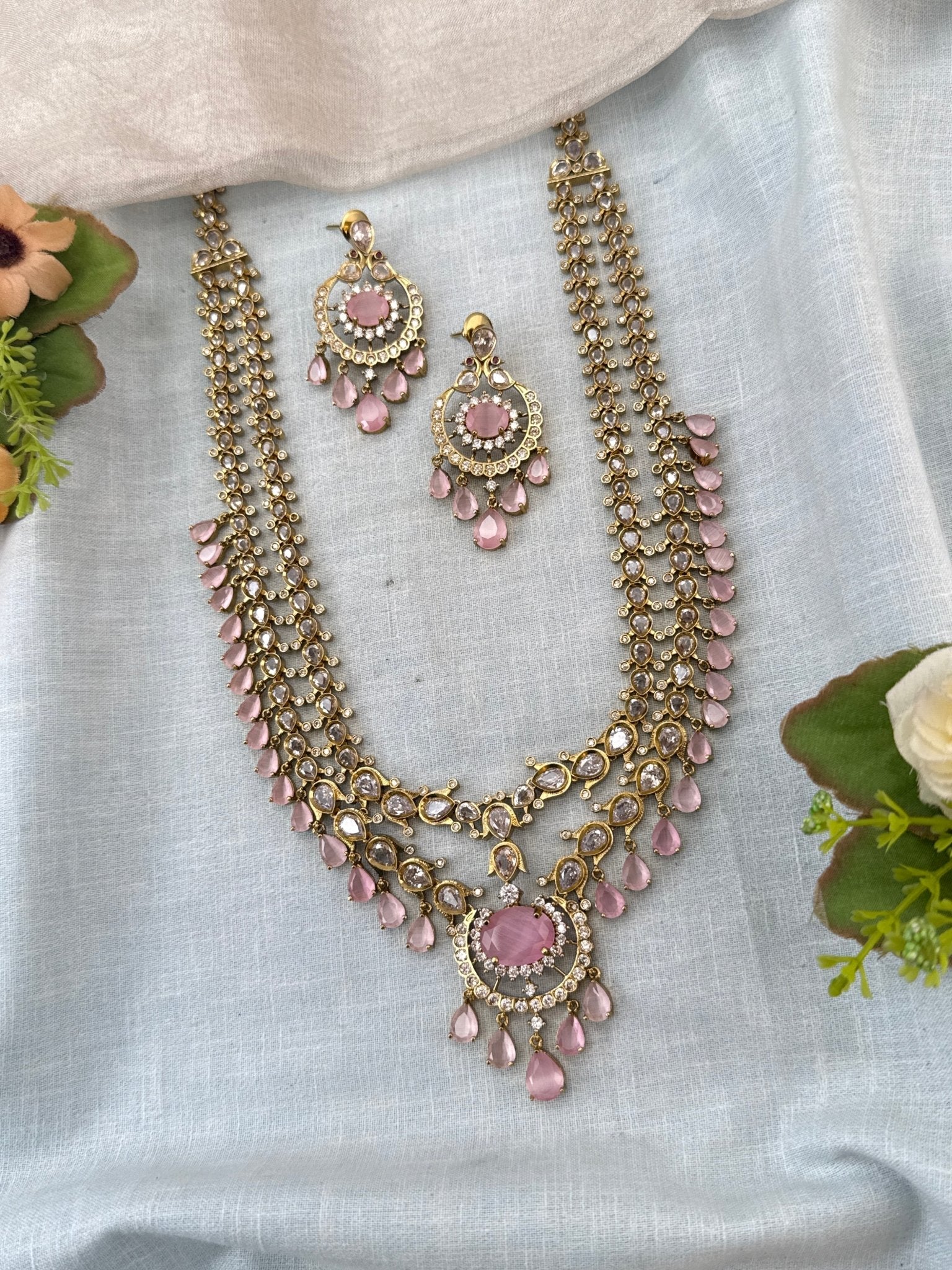 Luxurious Victorian Mid Long Necklace Set 718 - Mahilas