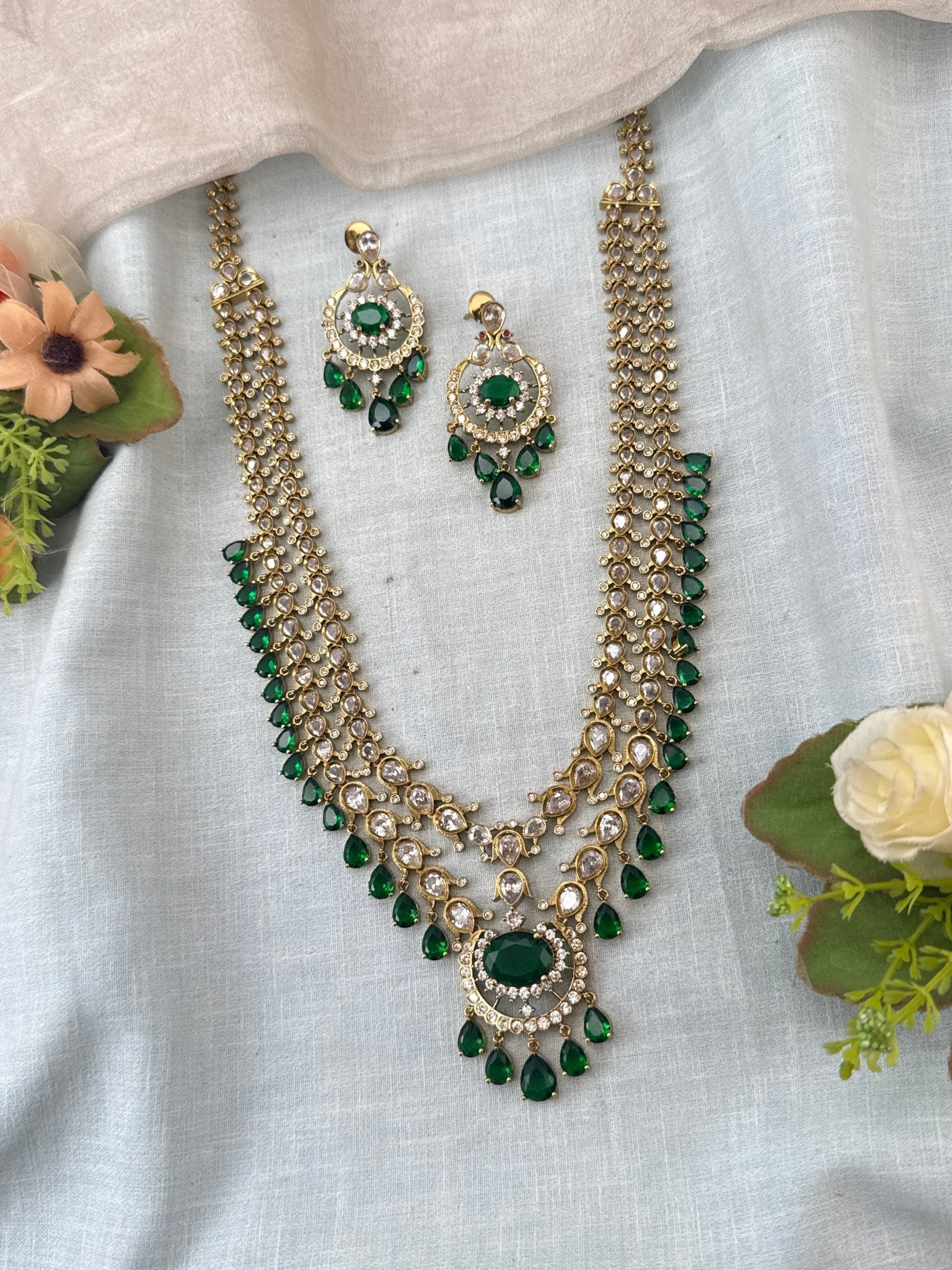 Luxurious Victorian Mid Long Necklace Set 721 - Mahilas
