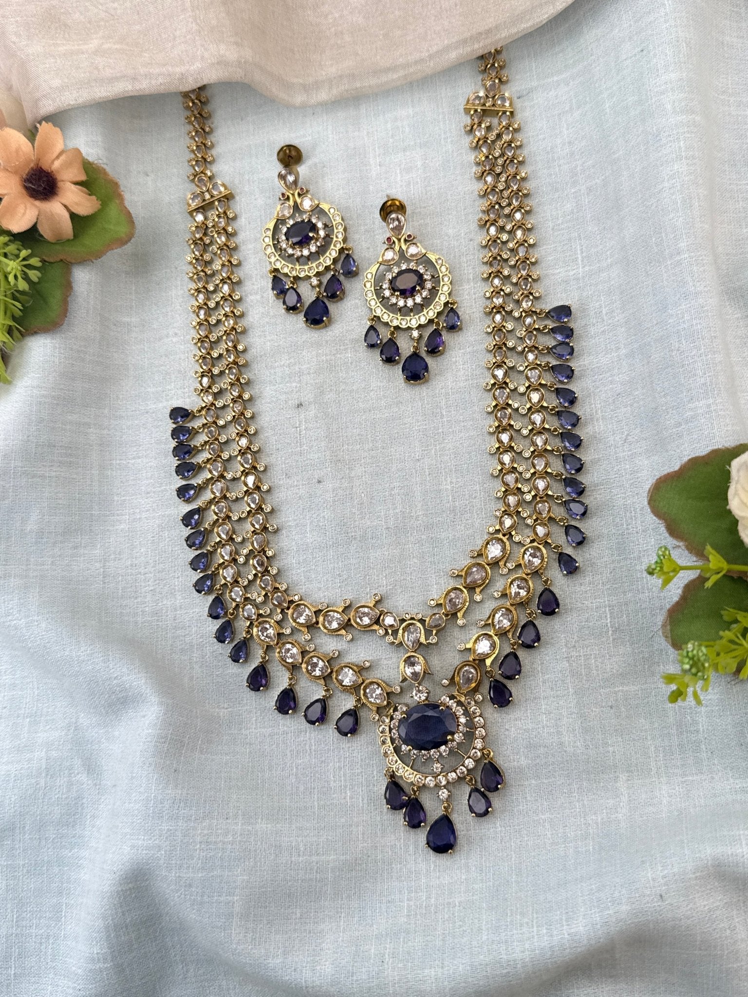 Luxurious Victorian Mid Long Necklace Set 722 - Mahilas