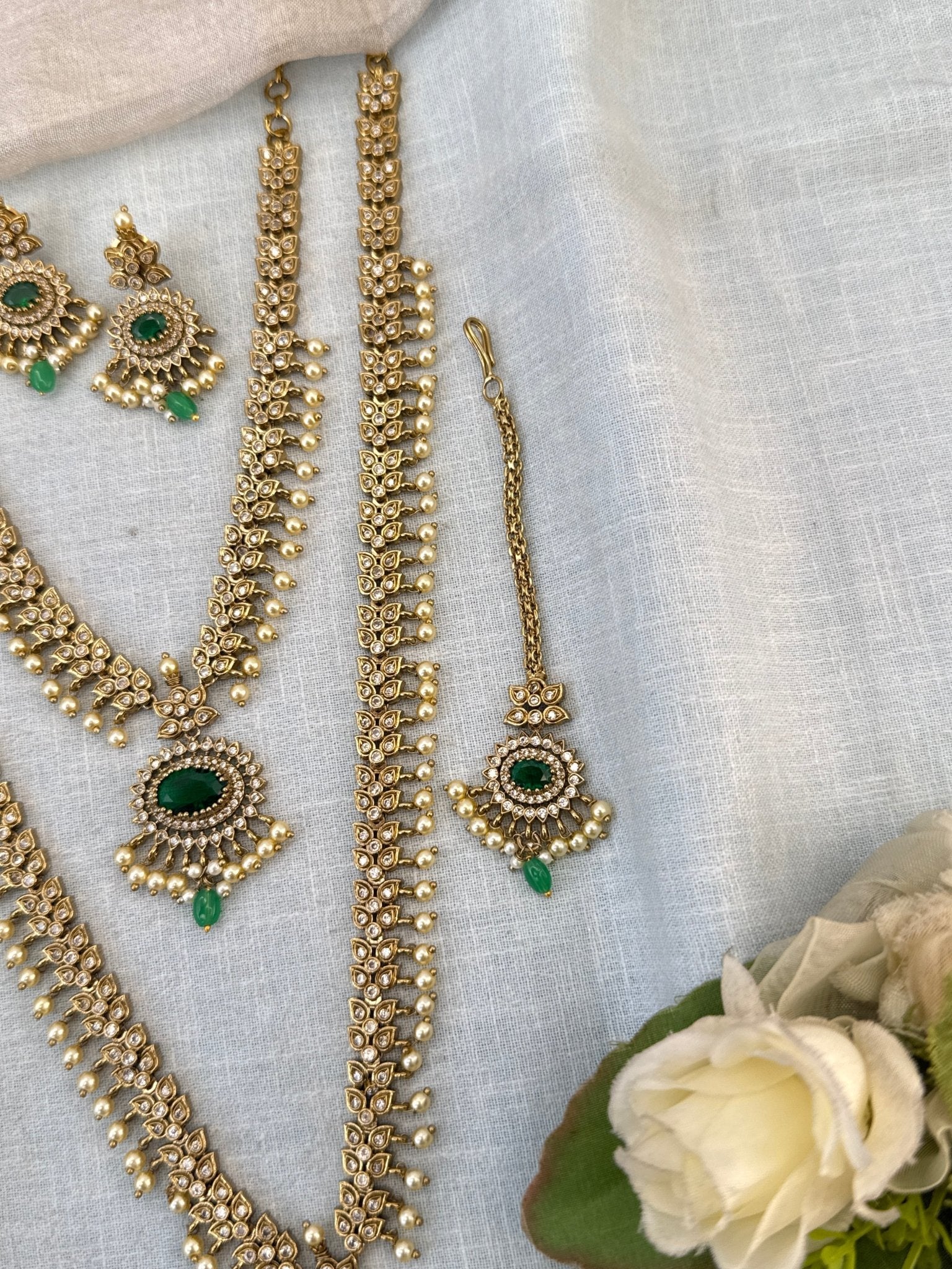 Luxurious Victorian Semi Bridal Neckalce Set 732 - Mahilas