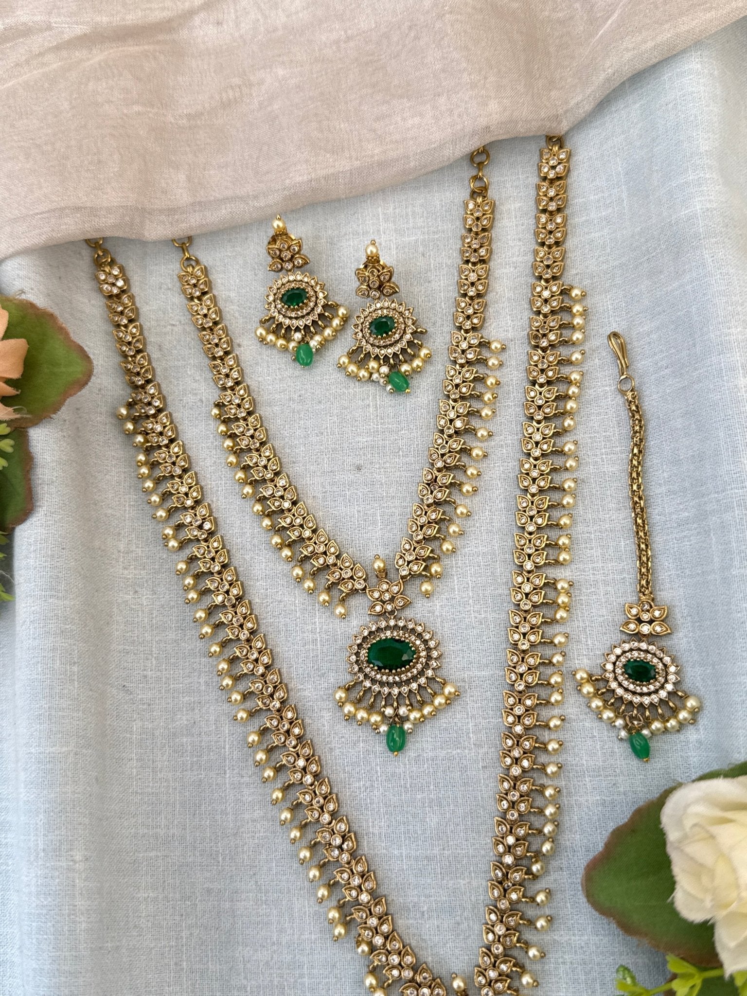 Luxurious Victorian Semi Bridal Neckalce Set 732 - Mahilas