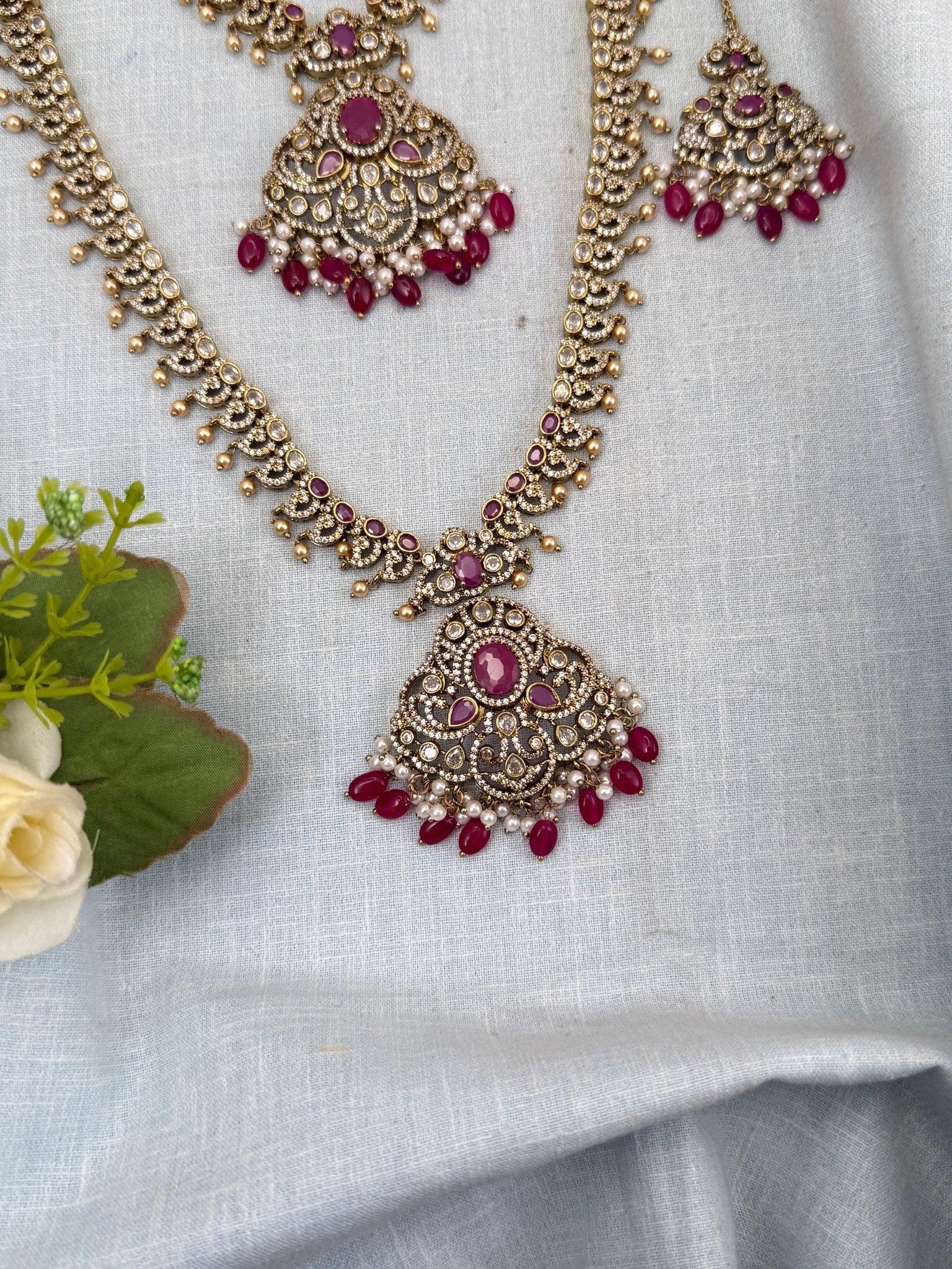 Luxurious Victorian Semi Bridal Necklace Set 569 - Mahilas
