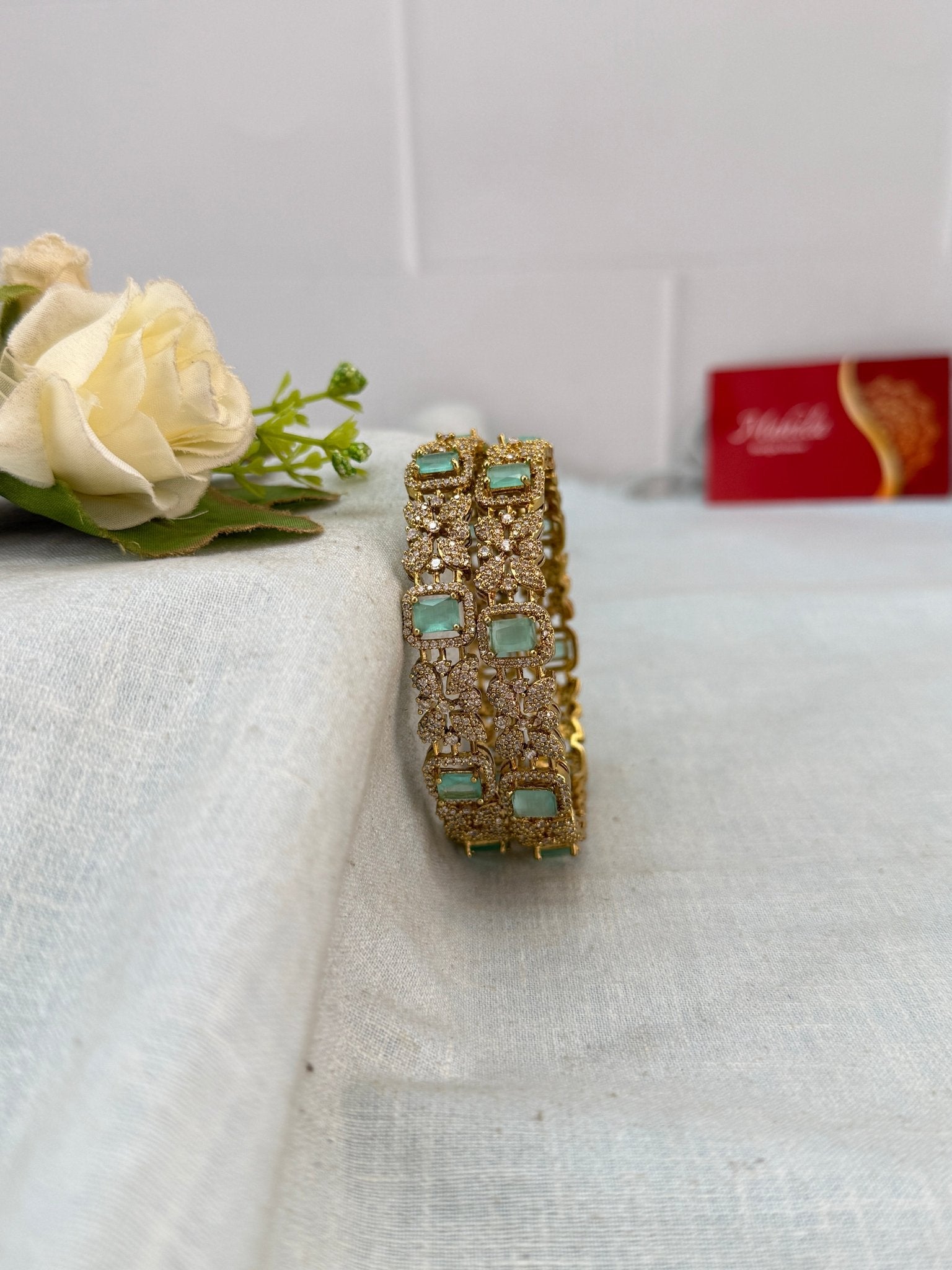 Luxurious Victorian Stone Bangles 7069 - Mahilas