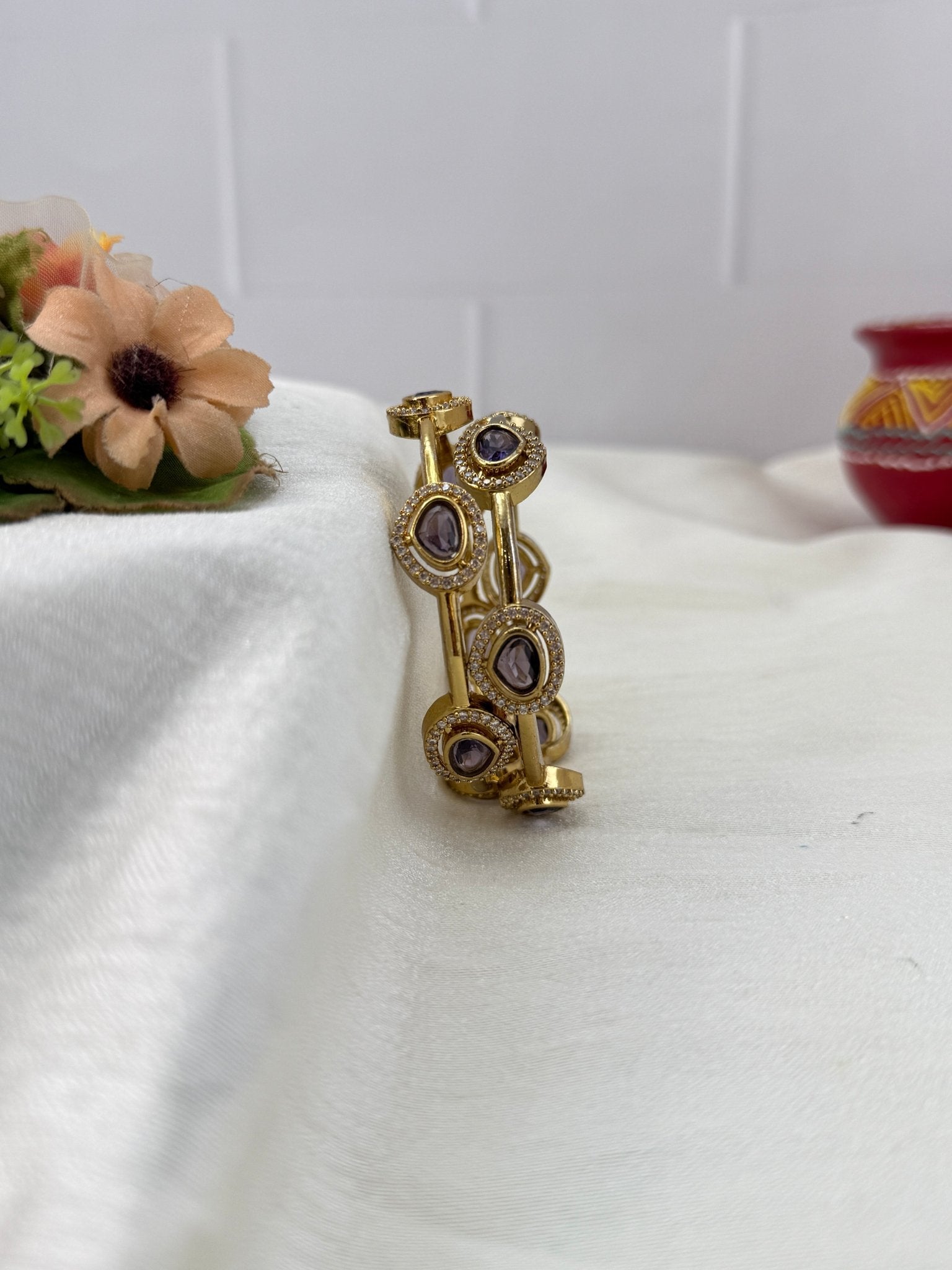 Luxurious Victorian Stone Bangles 7195 - Mahilas