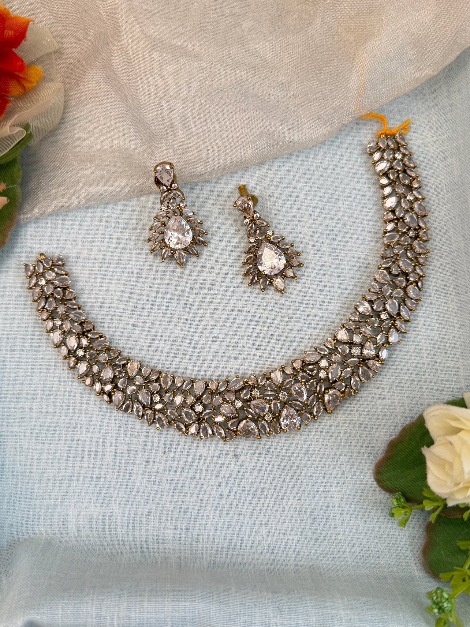 Luxurious Victorian Stone Choker Necklace Set 0555 - Mahilas