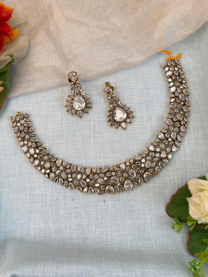 Luxurious Victorian Stone Choker Necklace Set 0555 - Mahilas