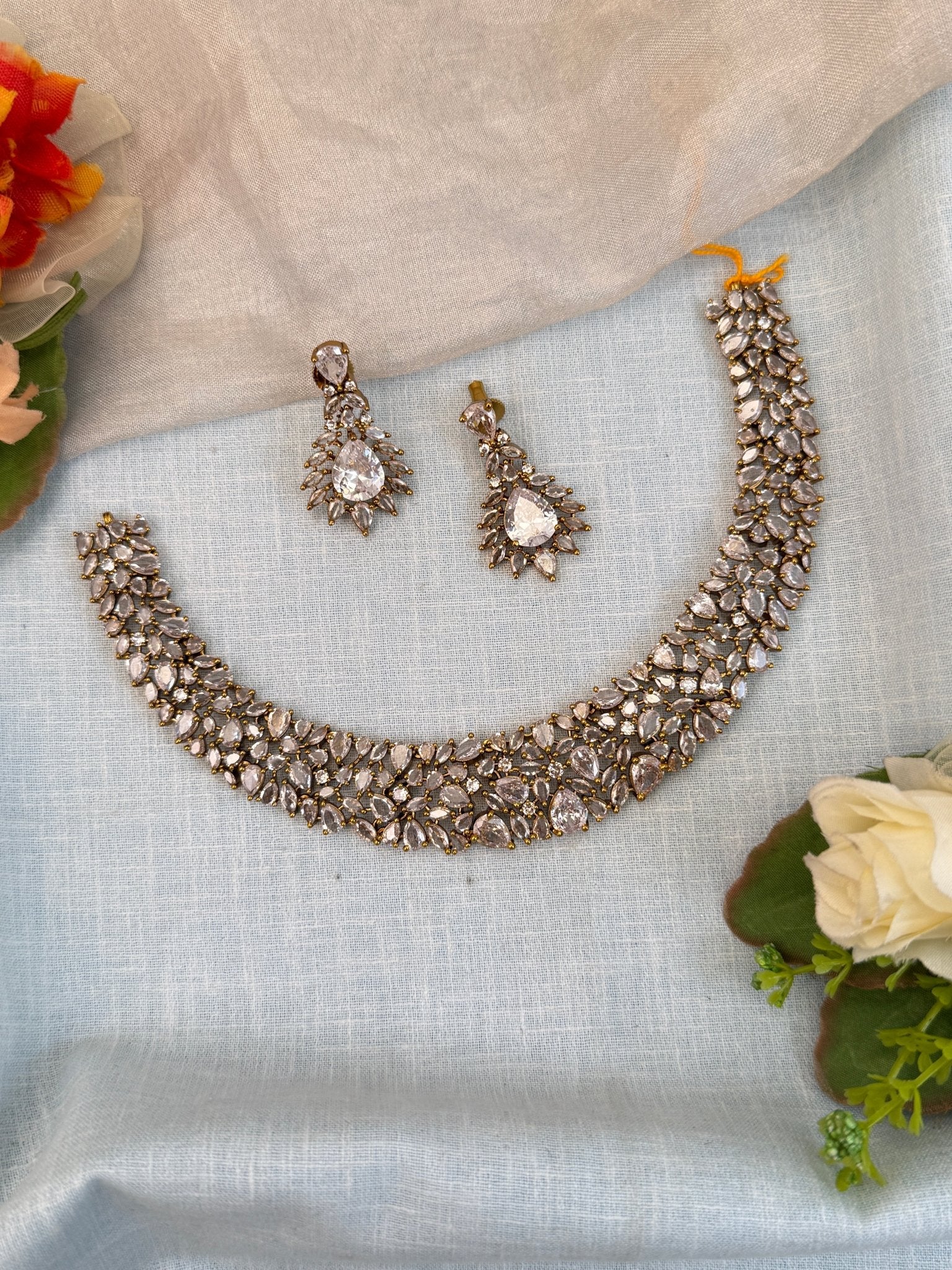 Luxurious Victorian Stone Choker Necklace Set 0555 - Mahilas