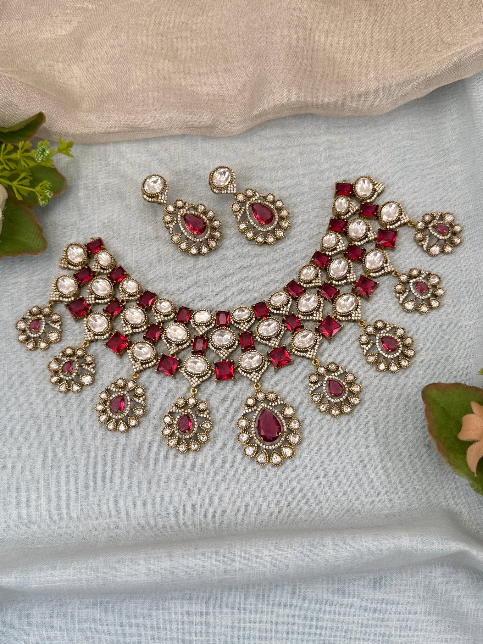 Luxurious Victorian Stone Choker Necklace Set 0585 - Mahilas