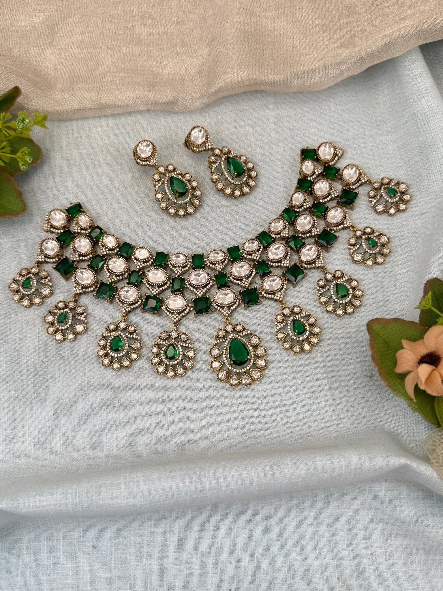 Luxurious Victorian Stone Choker Necklace Set 0586 - Mahilas