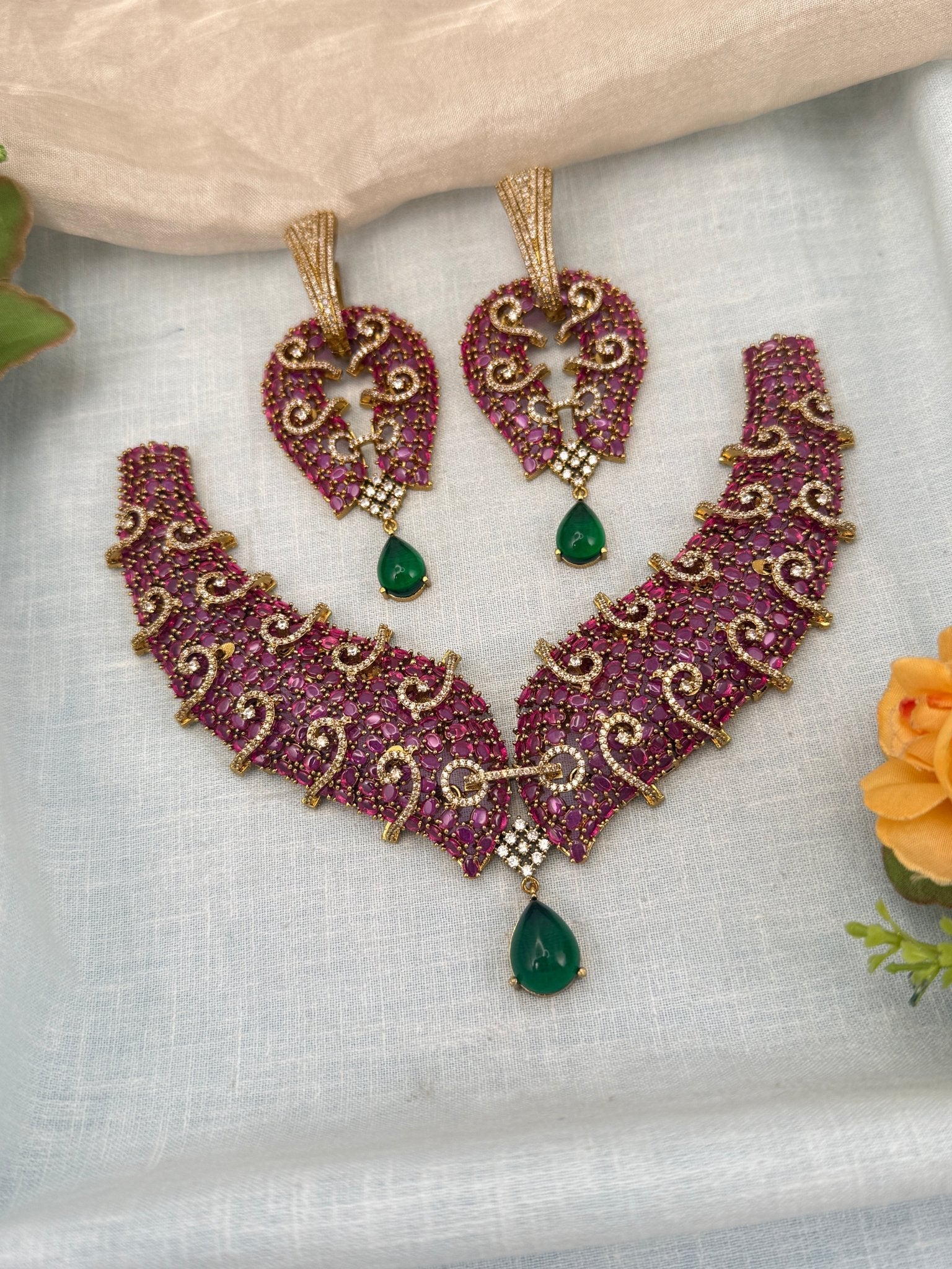 Luxurious Victorian Stone Choker Necklace Set 651 - Mahilas