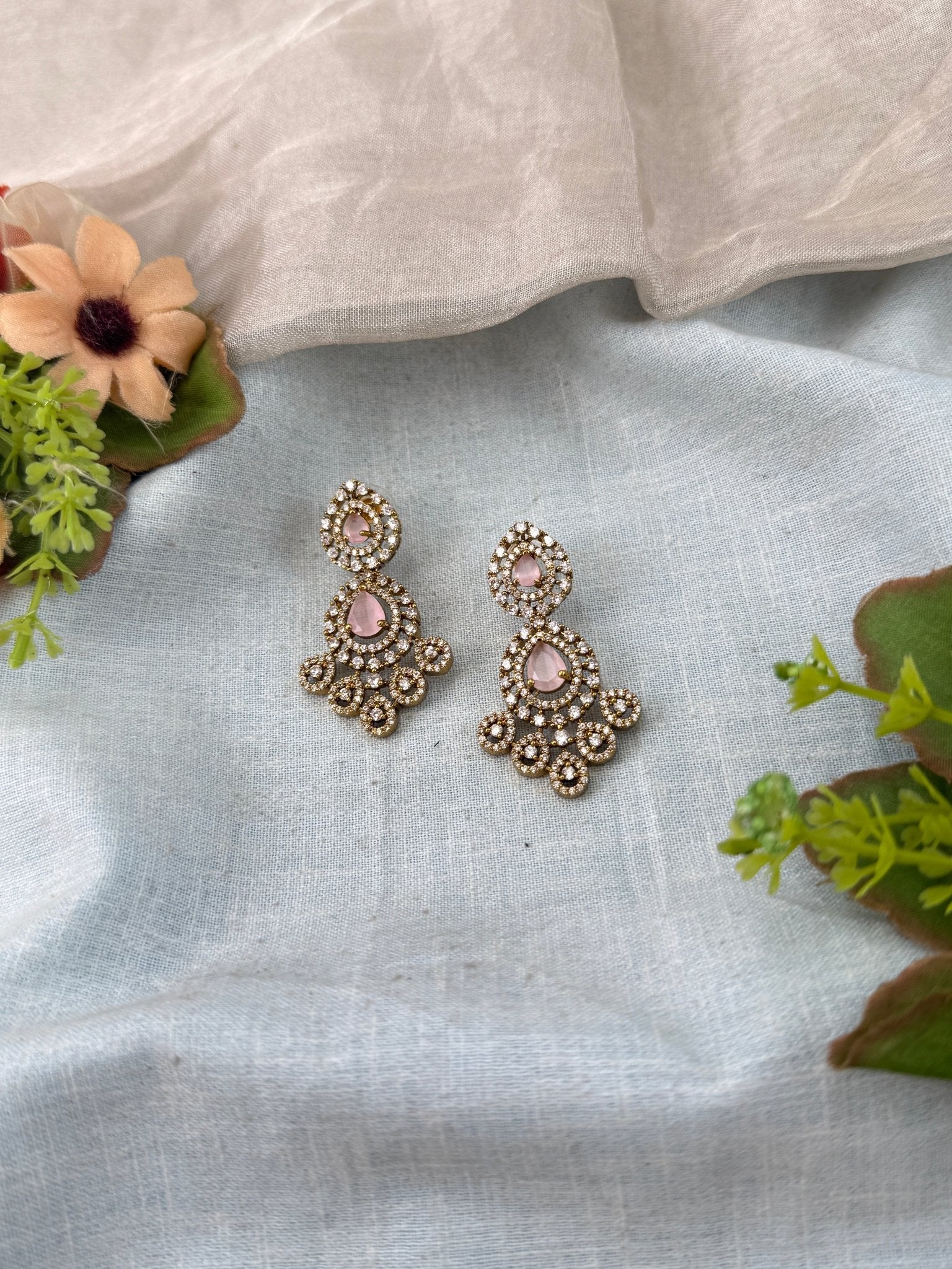 Luxurious Victorian Stone Earrings 0281 - Mahilas