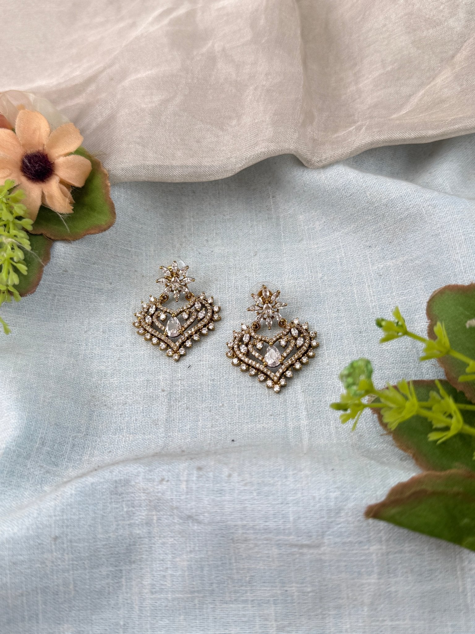 Luxurious Victorian Stone Earrings 0294 - Mahilas