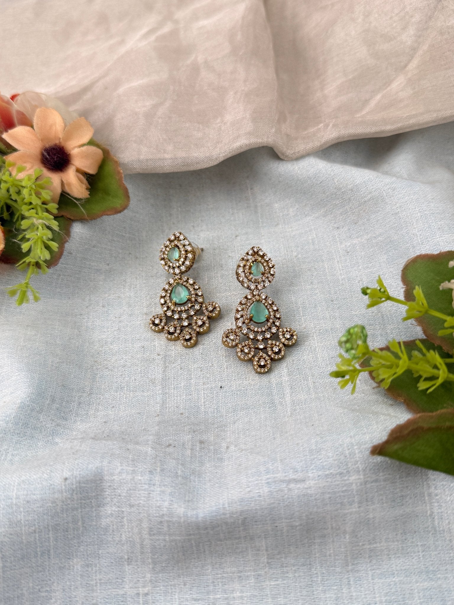 Luxurious Victorian Stone Earrings 0299 - Mahilas