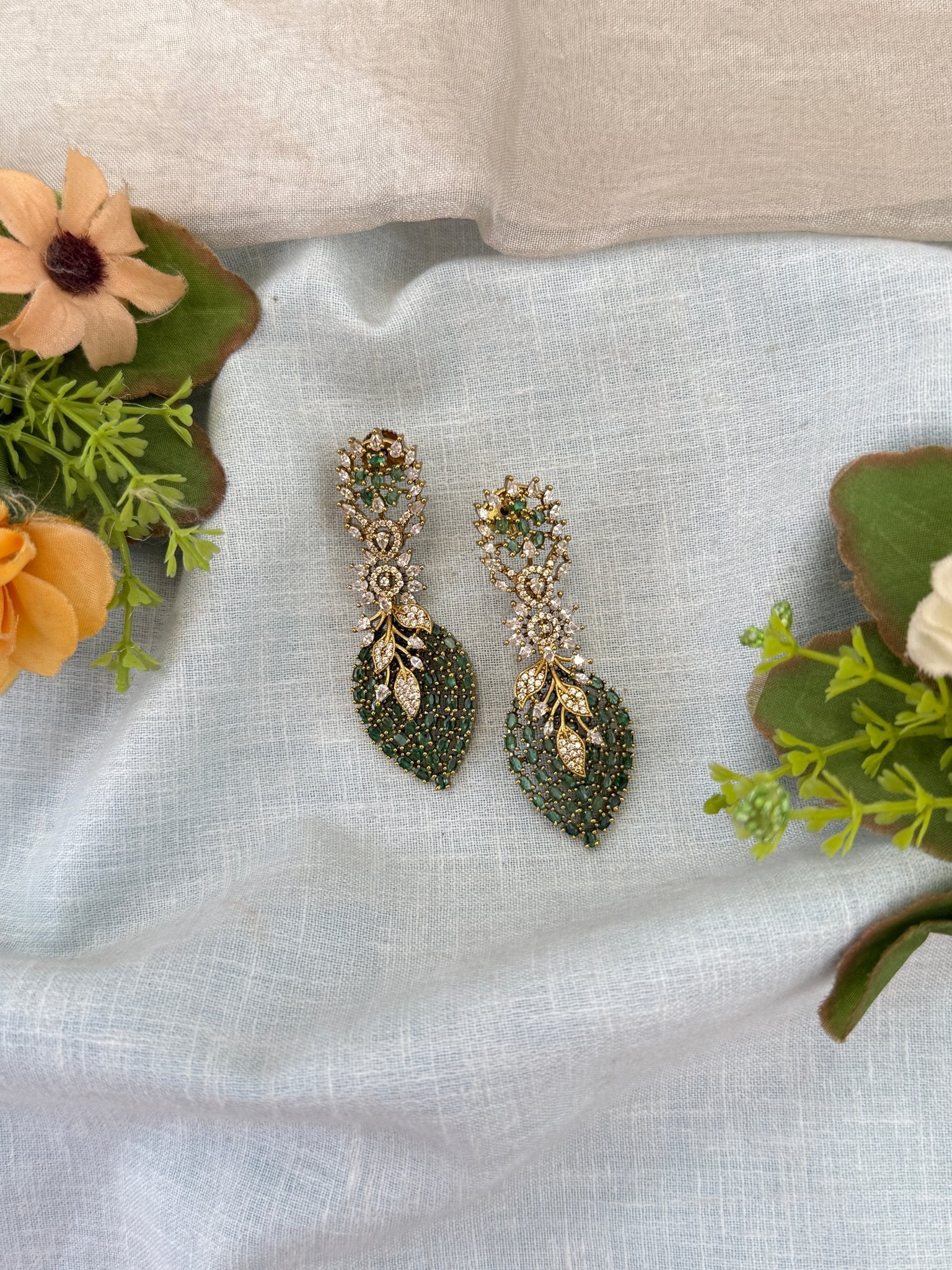Luxurious Victorian Stone Earrings 0329 - Mahilas