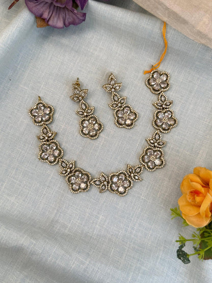 Luxurious Victorian Stone Short Necklace Set 473 - Mahilas