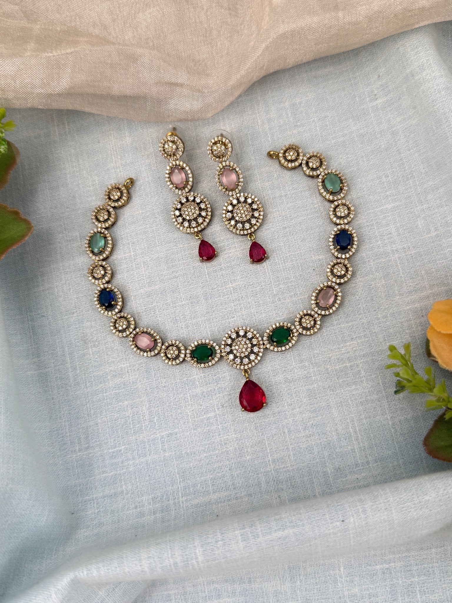 Luxurious Victorian Stone Short Necklace Set 627 - Mahilas