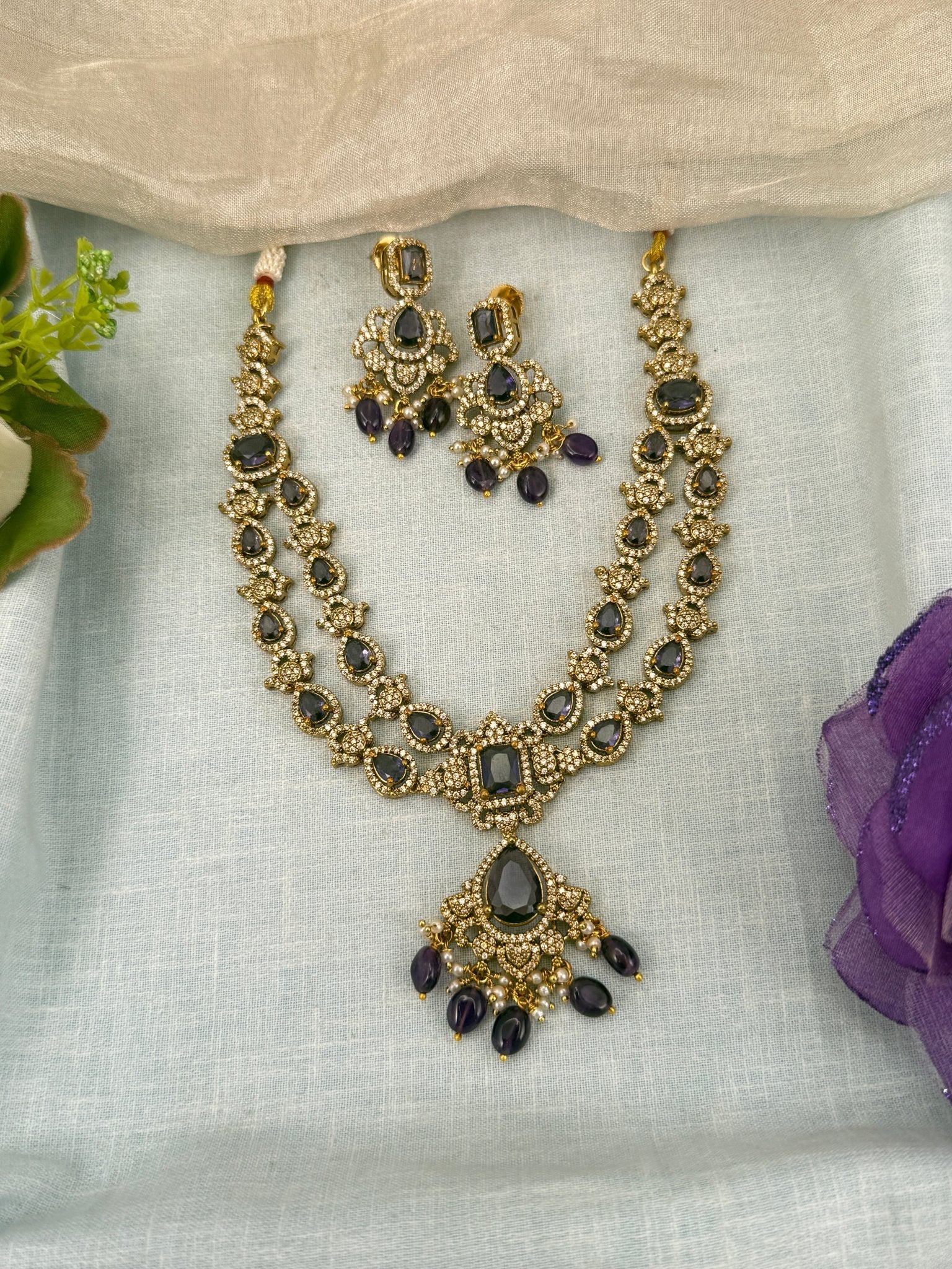 Luxurious Victorian Stone Short Necklace Set 633 - Mahilas