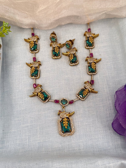 Luxurious Victorian Stone Short Necklace Set 636 - Mahilas