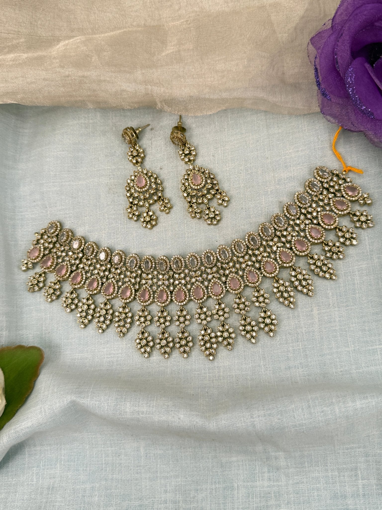 Luxurious Victorian Stone Short Necklace Set 643 - Mahilas