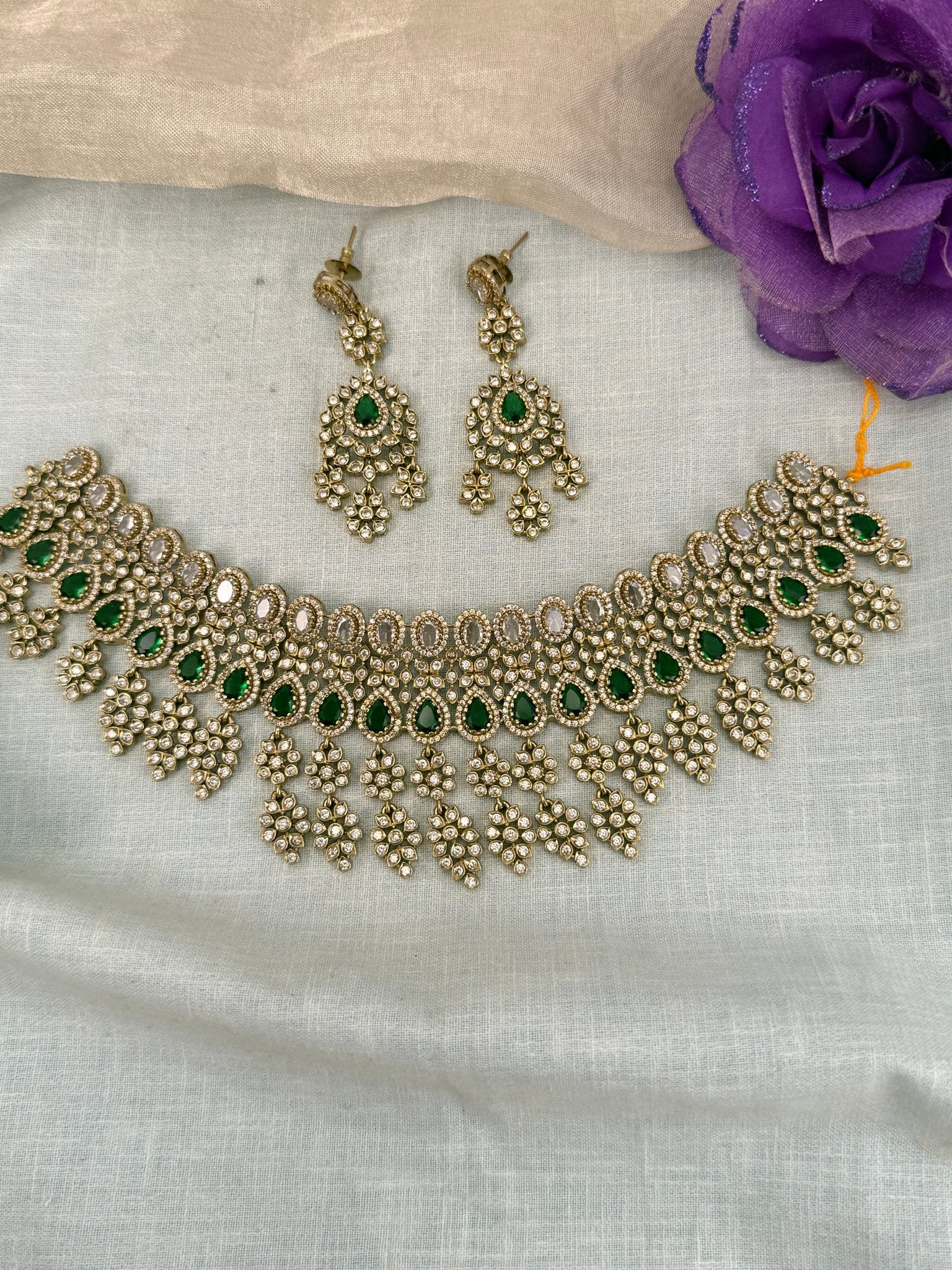 Luxurious Victorian Stone Short Necklace Set 647 - Mahilas