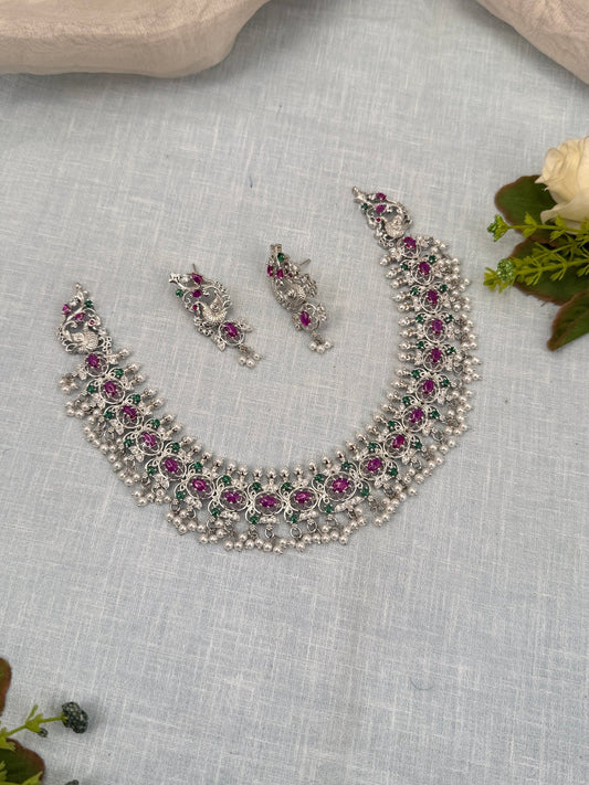 Luxurious White Metal Short Necklace Set 022 - Mahilas