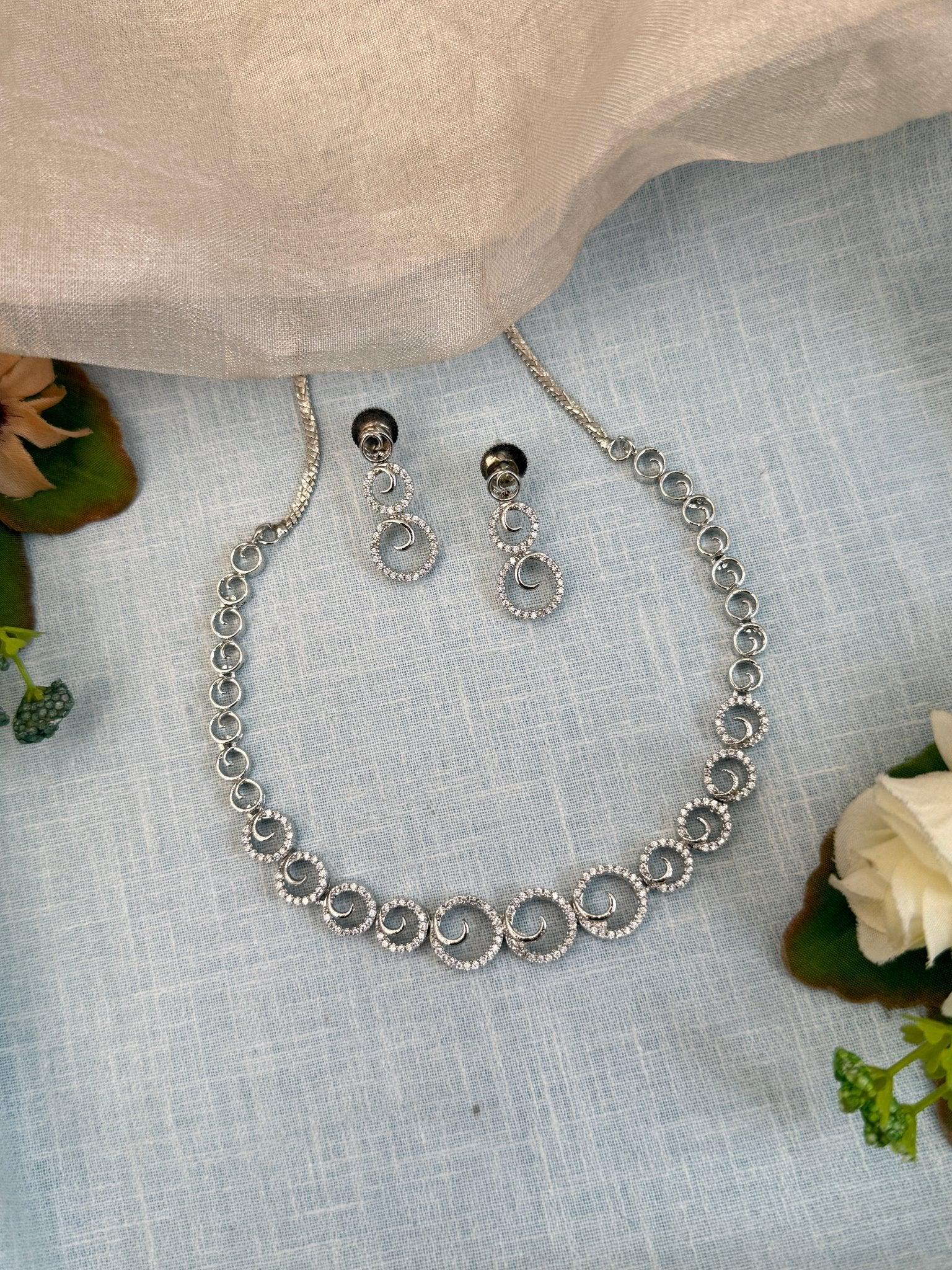 Luxurious White Stone Short Necklace Set 532 - Mahilas