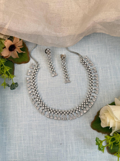 Luxurious White Stone Short Necklace Set 533 - Mahilas