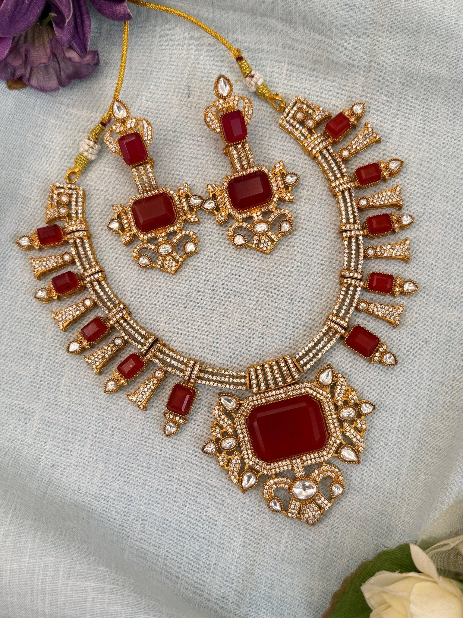 Luxurious White Stone & Victorian Necklace Set 515 - Mahilas