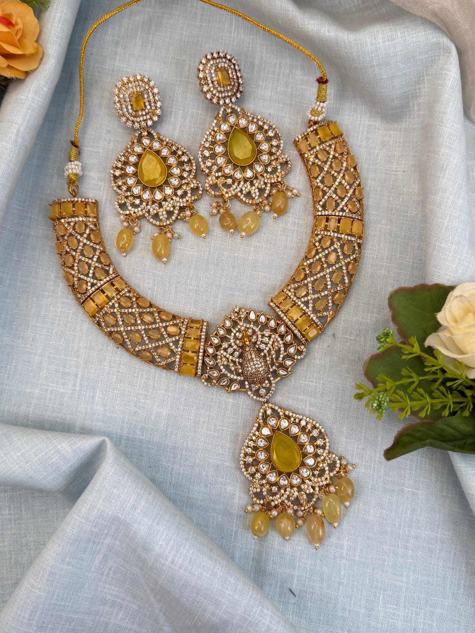 Luxurious White Stone & Victorian Necklace Set 516 - Mahilas