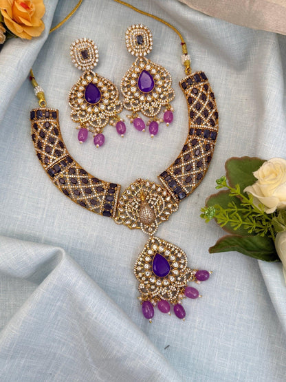 Luxurious White Stone & Victorian Necklace Set 516 - Mahilas