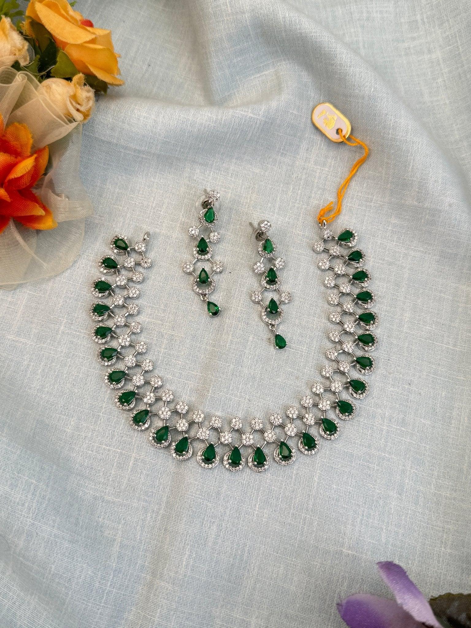 Luxurious Zircon Stone Short Necklace Set 483 - Mahilas