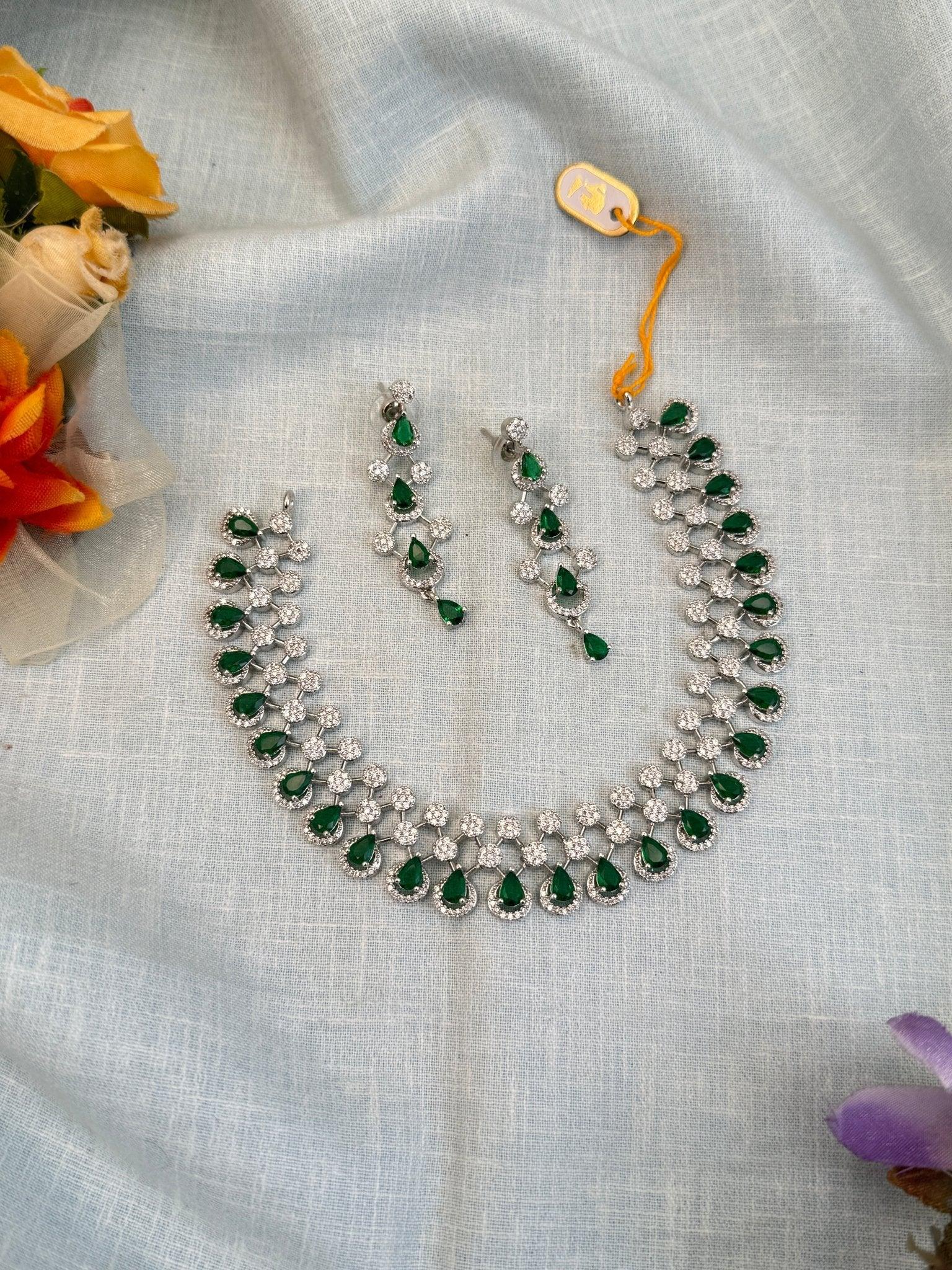 Luxurious Zircon Stone Short Necklace Set 483 - Mahilas