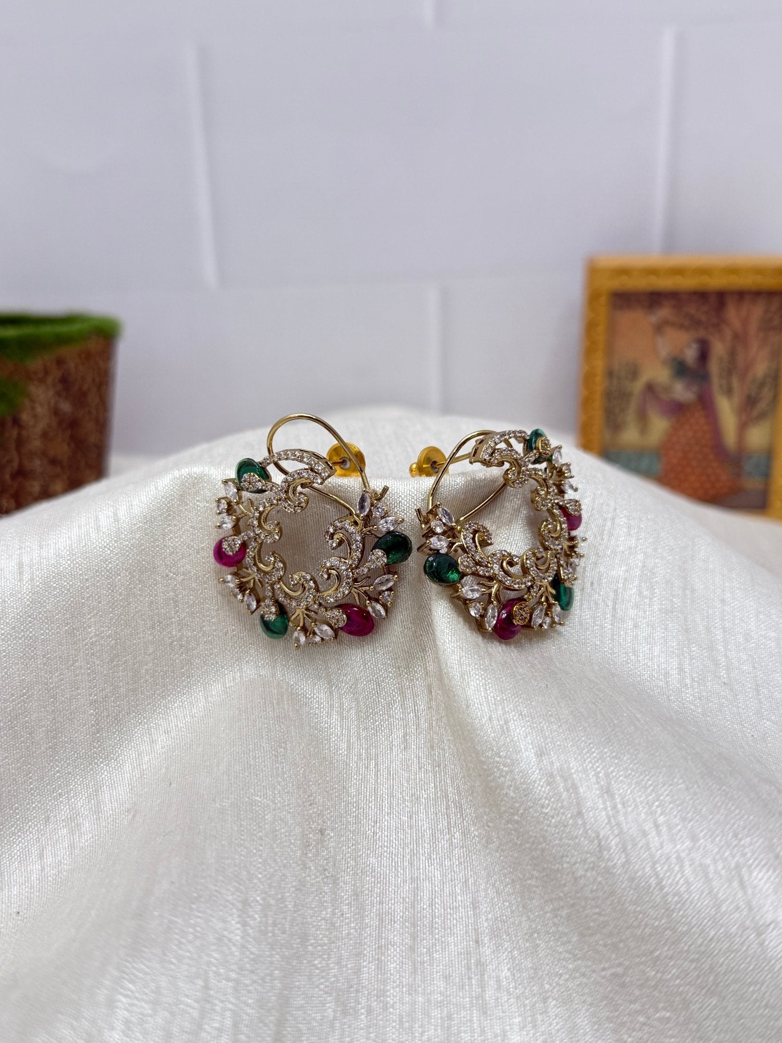 Luxury Victorian Stud Earrings 1144 - 3 Colors - Mahilas