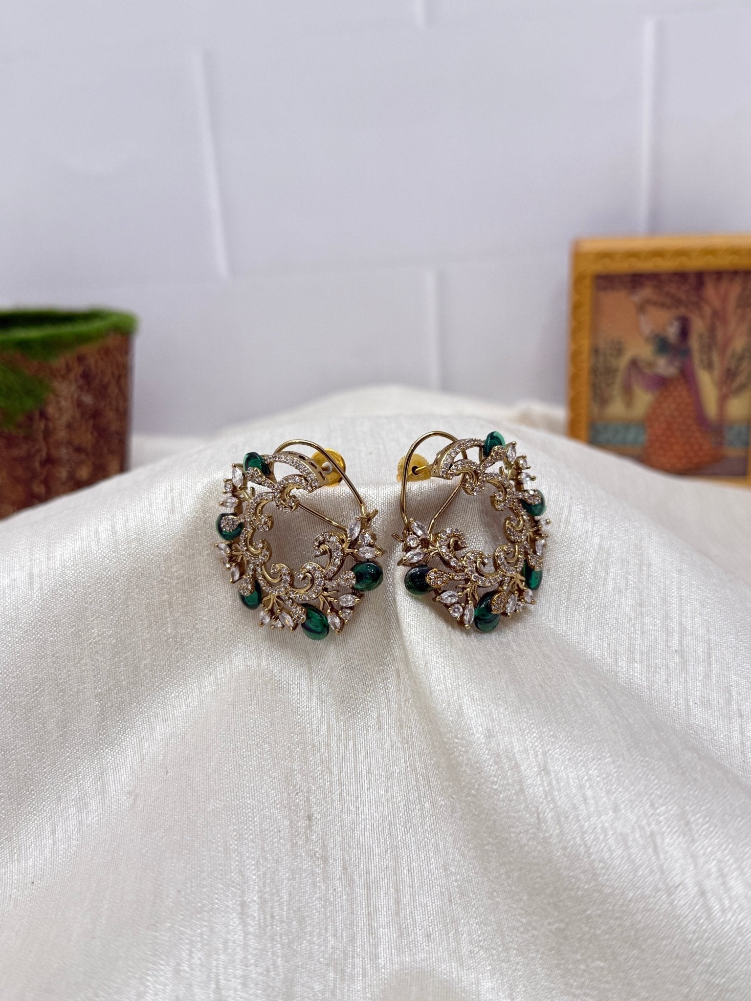 Luxury Victorian Stud Earrings 1144 - 3 Colors - Mahilas