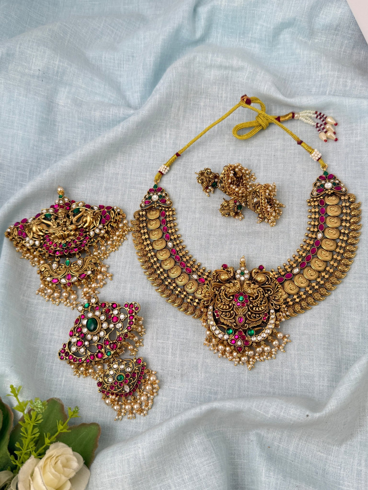 Maharani Grand Changable Pendant Antique Kaasu Necklace Short Set | N1021 - Mahilas