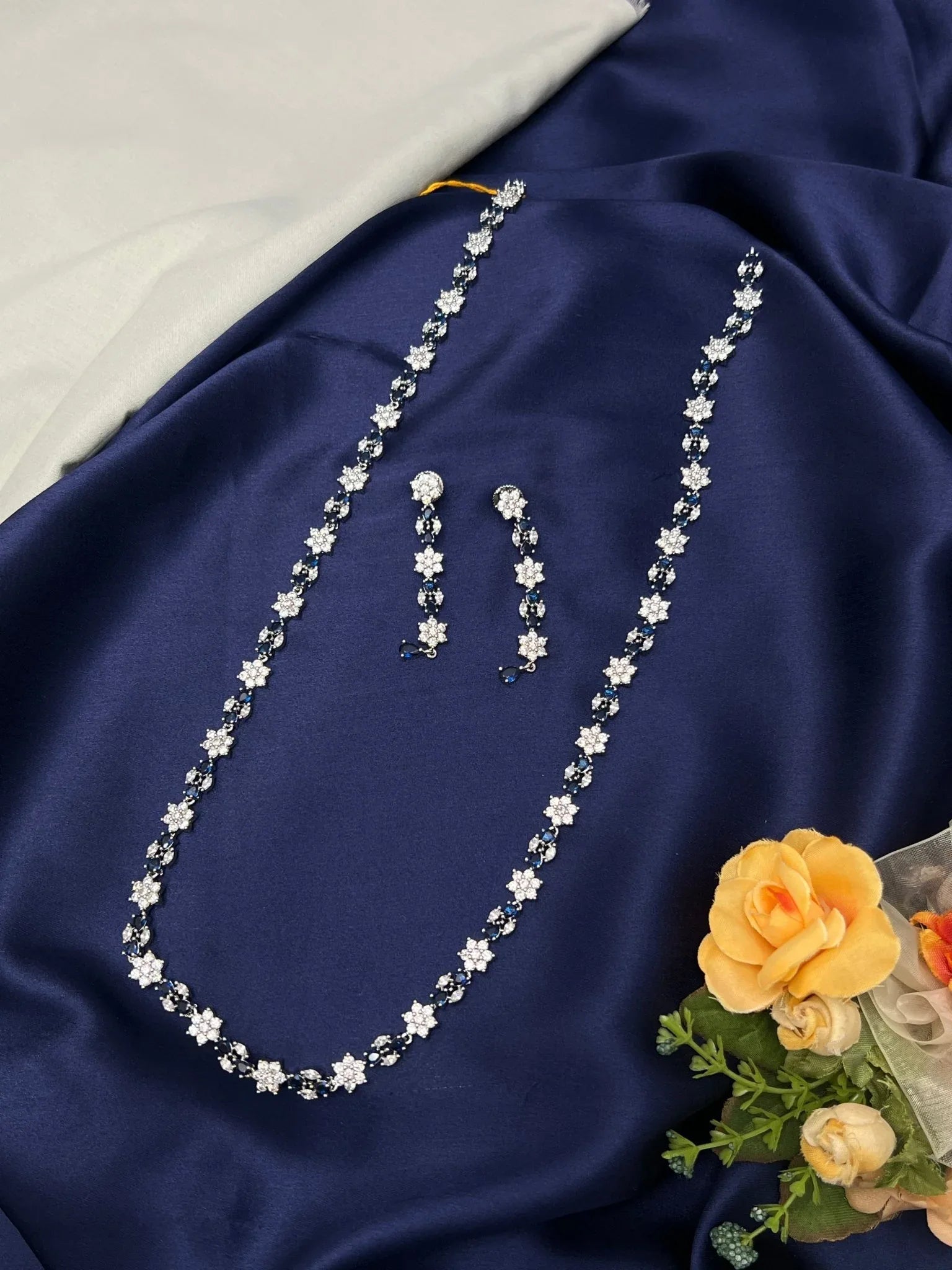 Medium Long Stone Necklace White - Blue 0104 - Mahilas