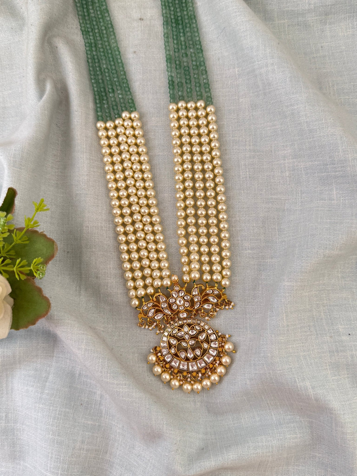 Pearl layered Necklace Jadau Kudan Luxurious| N0797 - Mahilas