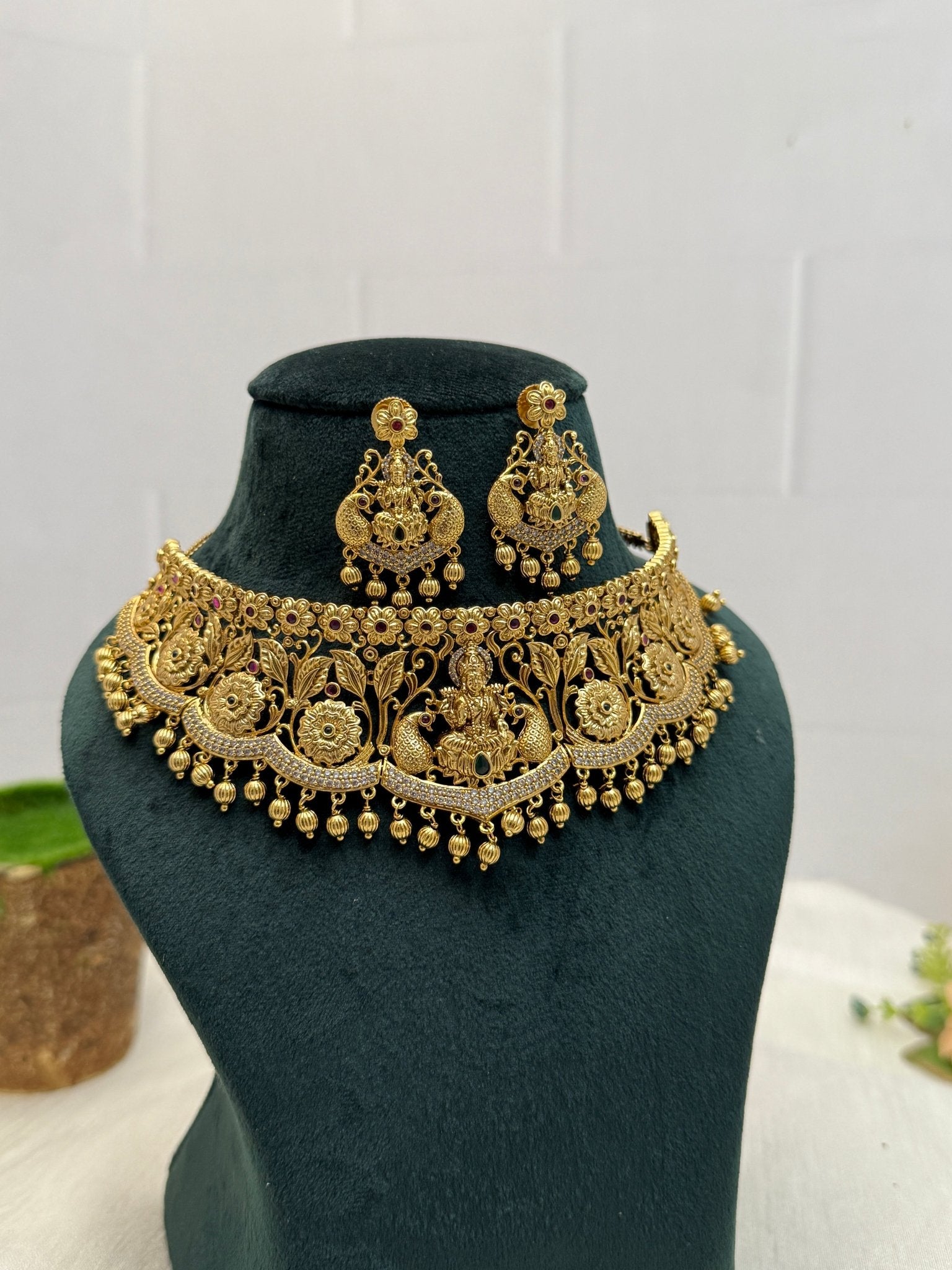 Premium Antique Necklace Set 354 - Mahilas