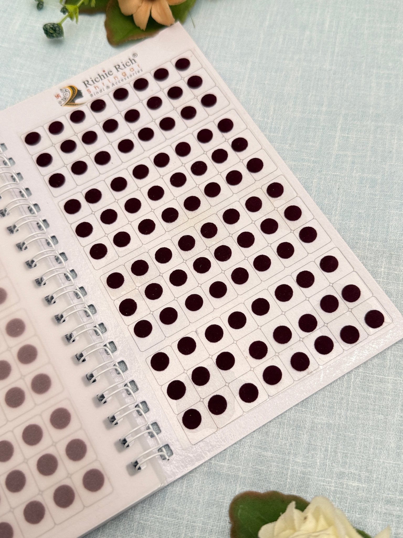 Premium Bindi Book 21 - Mahilas