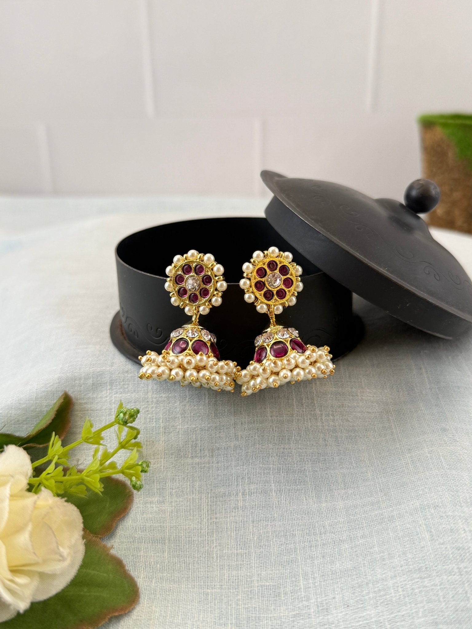 Pure Brass Kemp Bharatnatyam Jhumka 144 - Mahilas