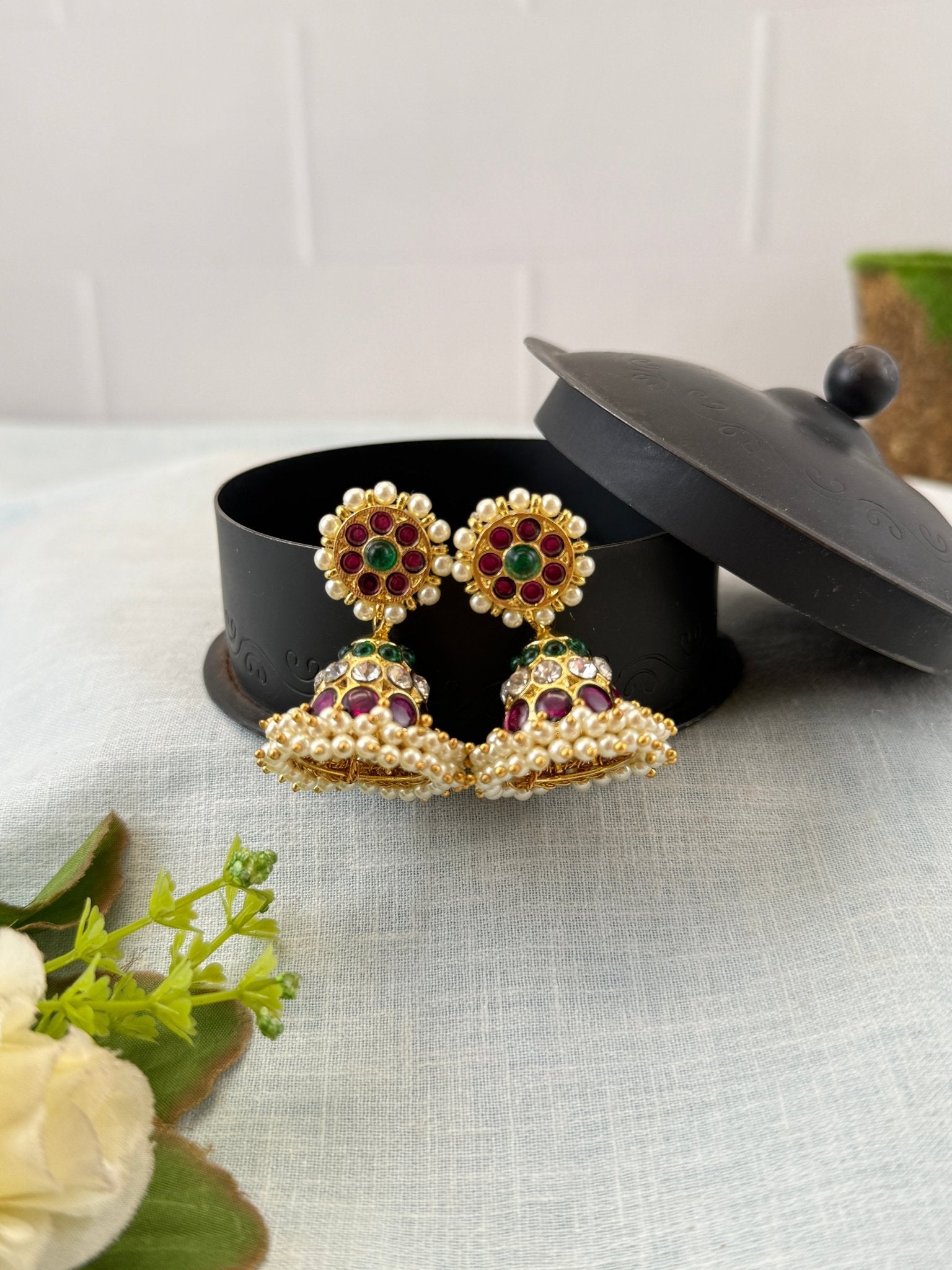Pure Brass Kemp Bharatnatyam Jhumka 146 - Mahilas