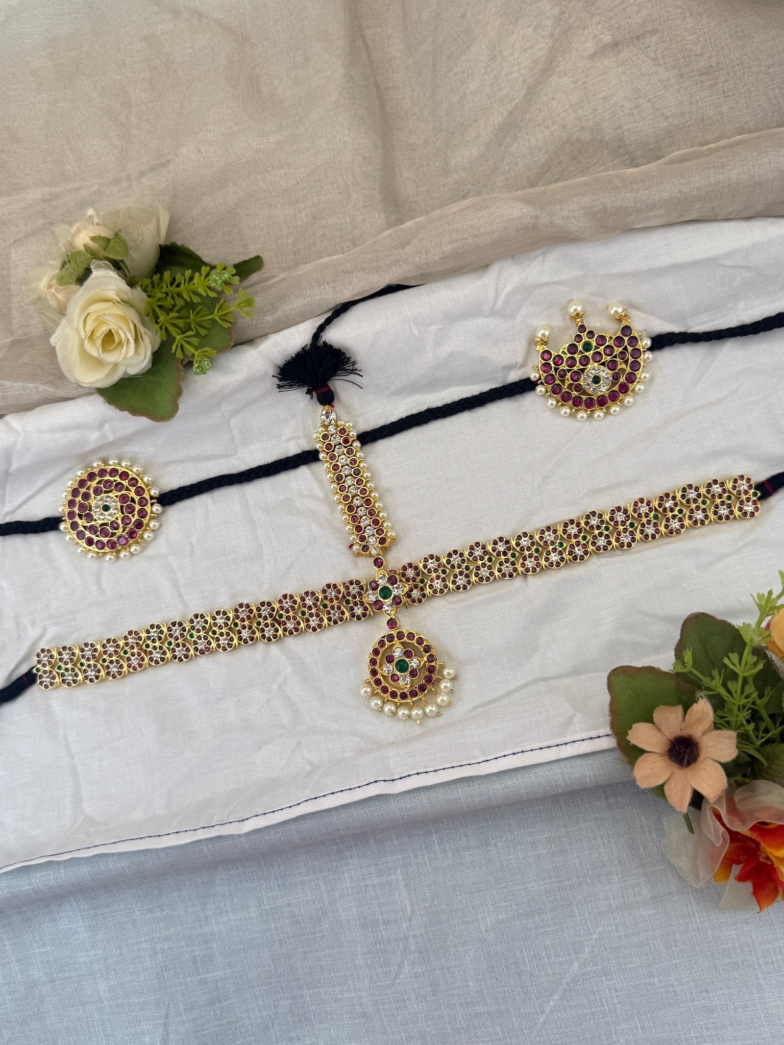 Pure Brass Kemp Bharatnatyam Maang Tikka Set 136 - Mahilas