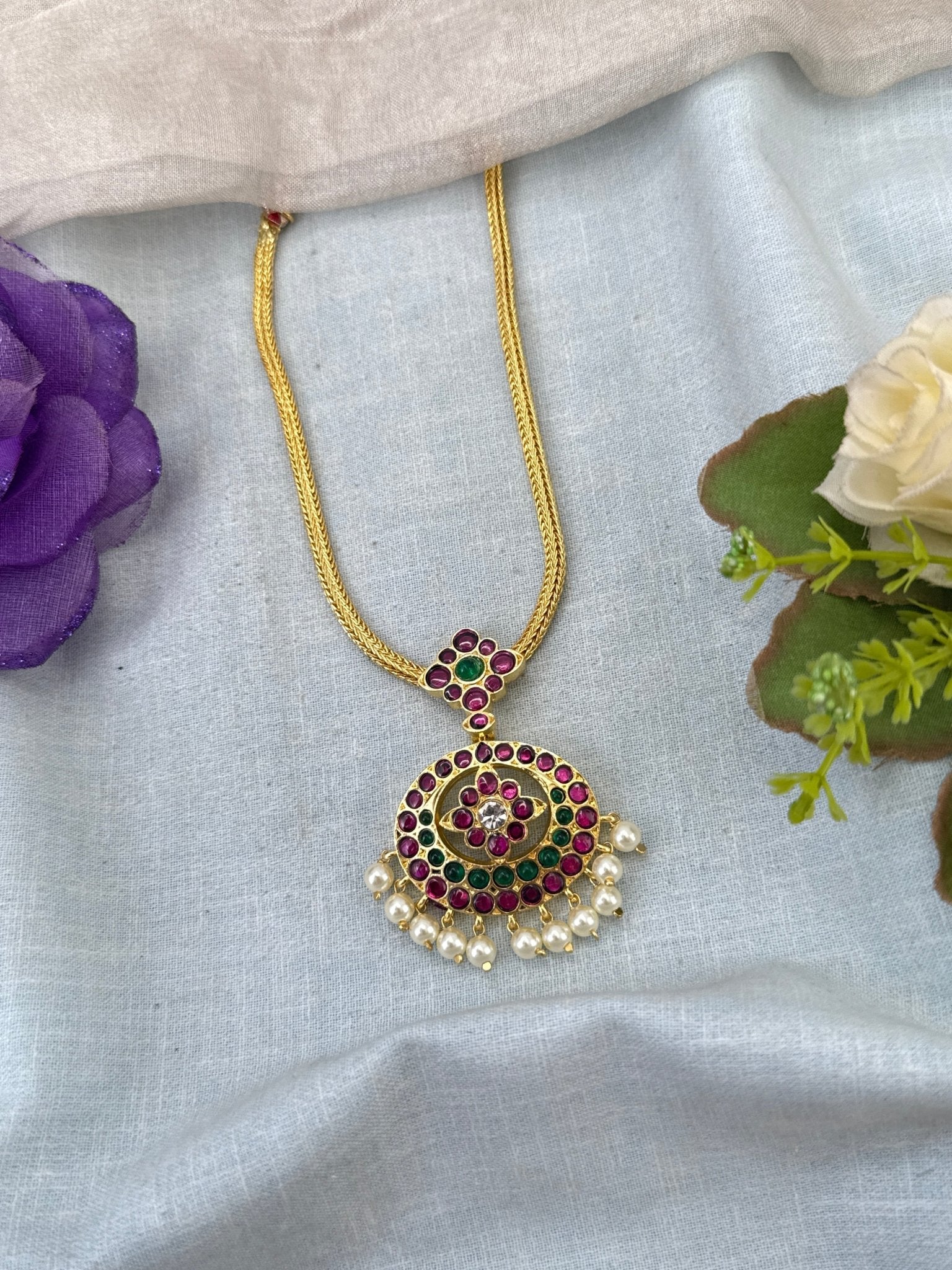 Pure Brass Kemp Temple Short Necklace 030 - Mahilas