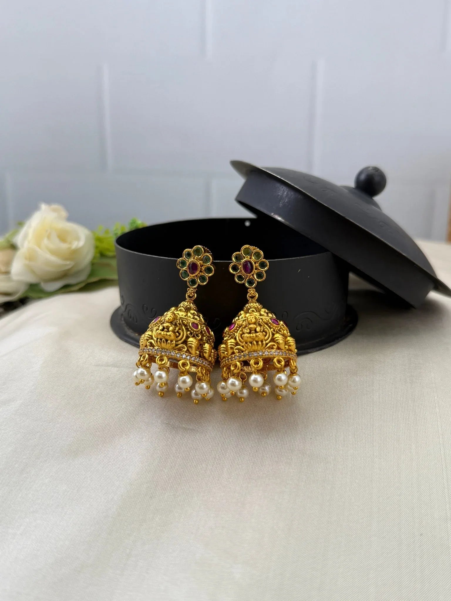 Rioyal Antique Jhumka Earrings 0395 - Mahilas